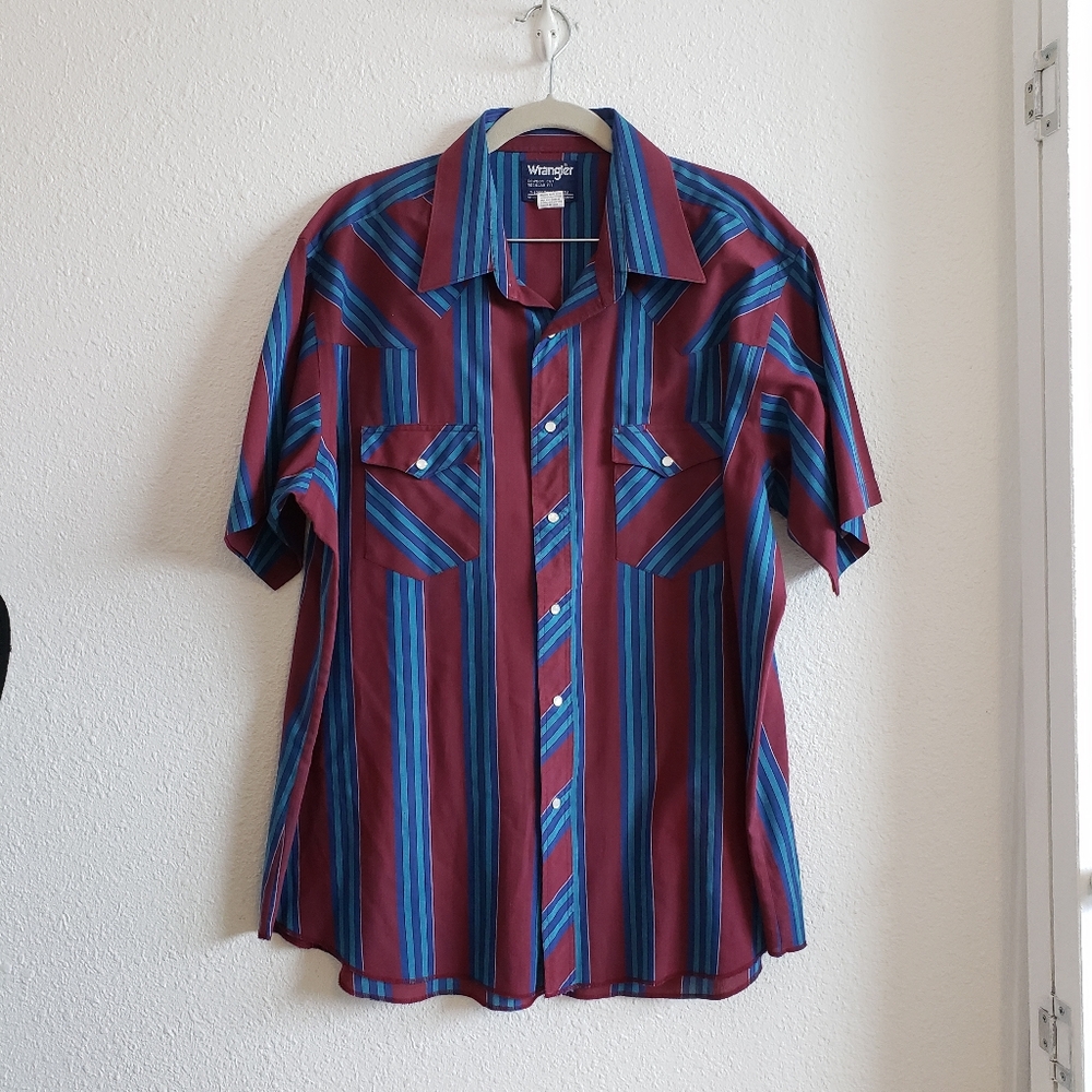 Wrangler men's Shortsleeve Cowboy Cut Shirt XLong Tails.